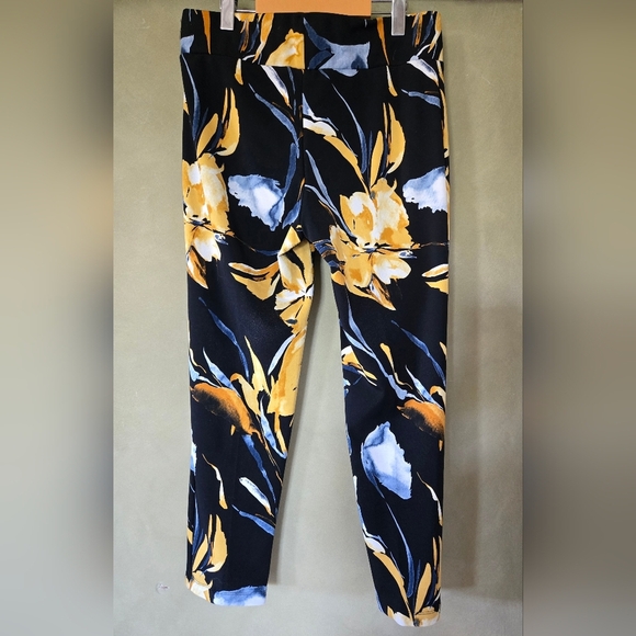 Frank Lyman | Floral Black and Yellow Women's Pants, Size 12 - Picture 3 of 10